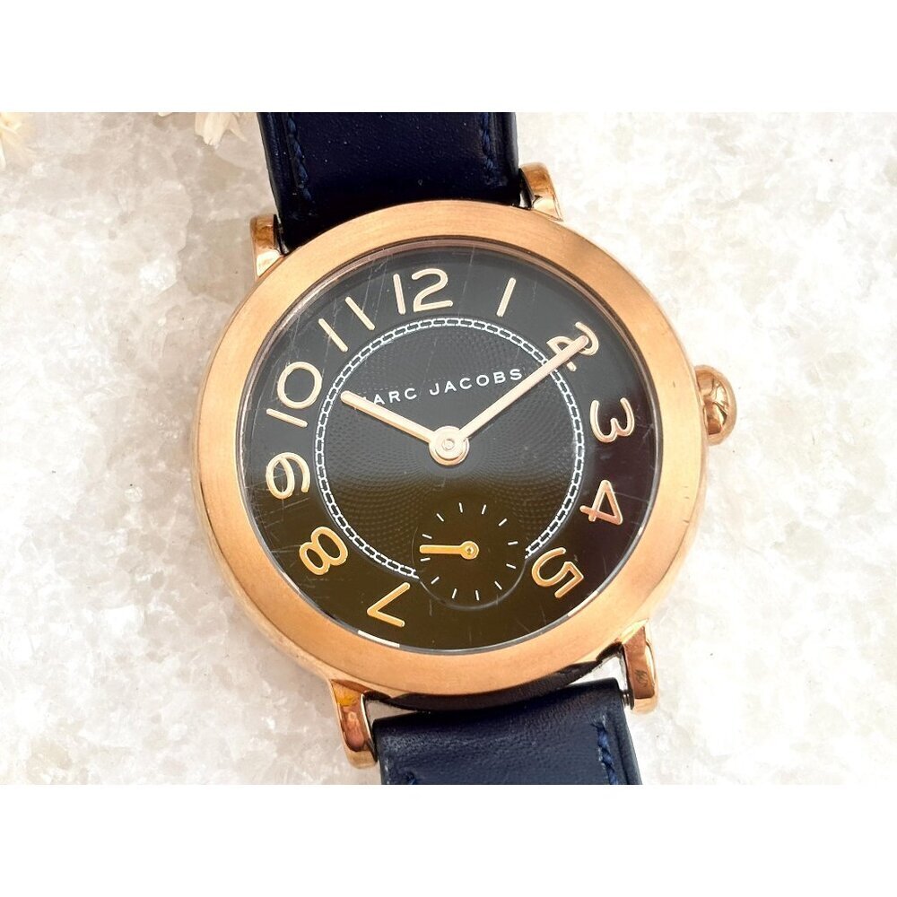 Marc Jacobs 251709 Blue Leather Strap Vintage Ladies Wristwatch - 35mm - WORKS!